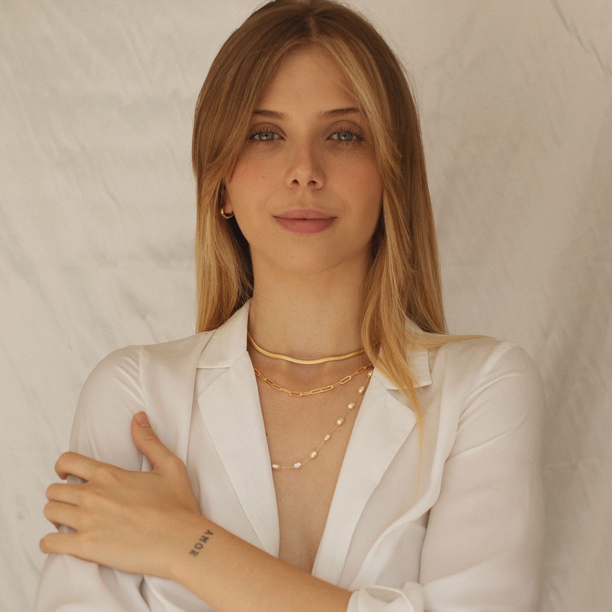 CHOKER FITA 3MM BANHADO A OURO 18K