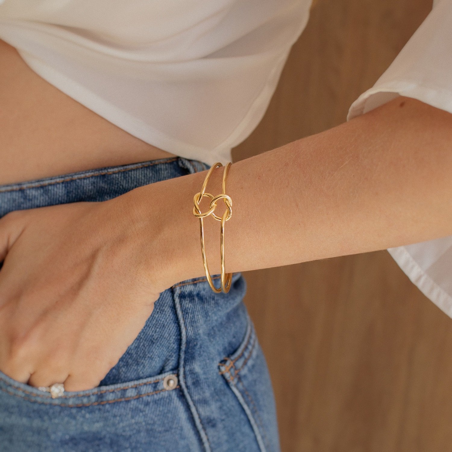 BRACELETE FIO NÓ DUPLOS DOURADO FOLHEADO