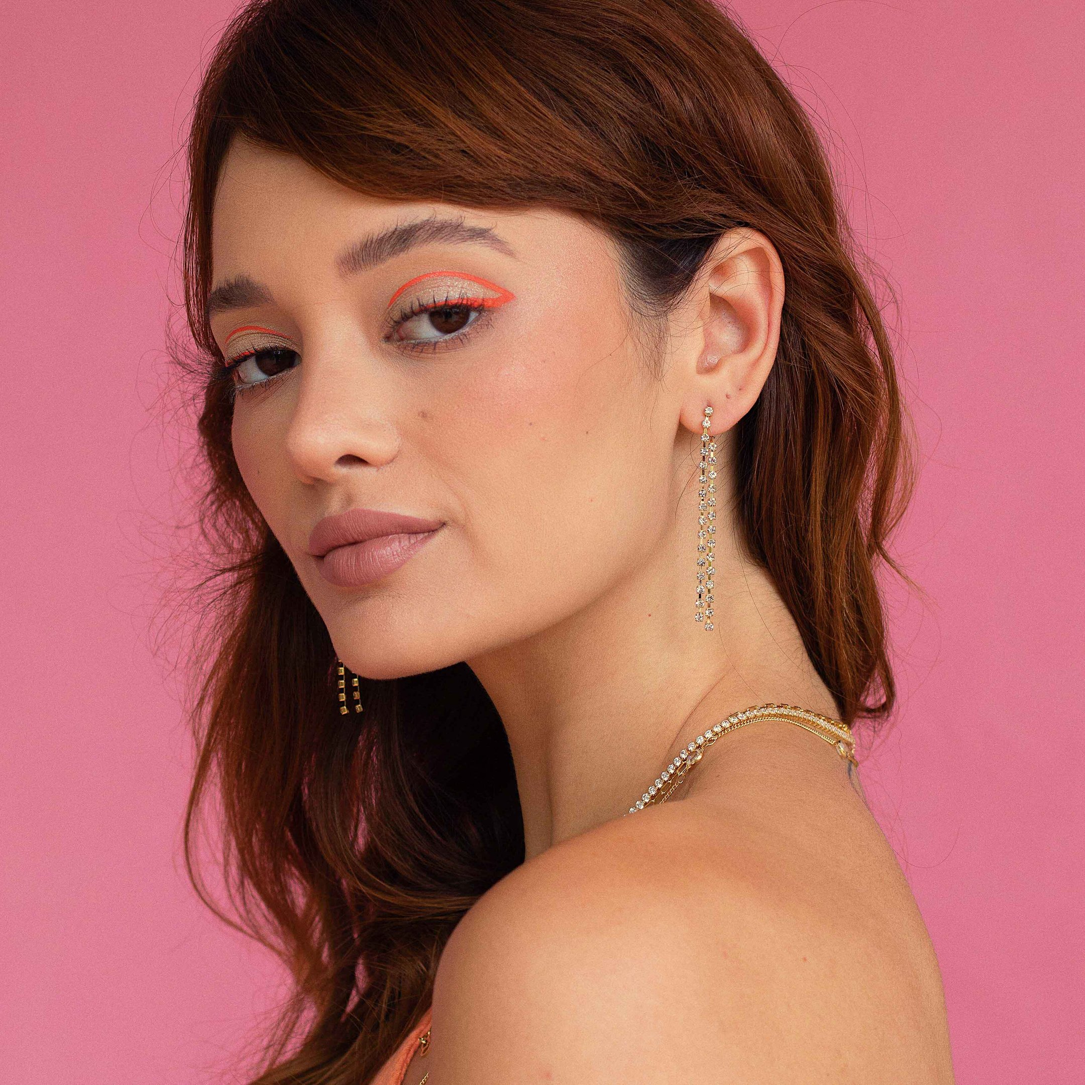 BRINCO GLAMOUR STRASS DOURADO FOLHEADO