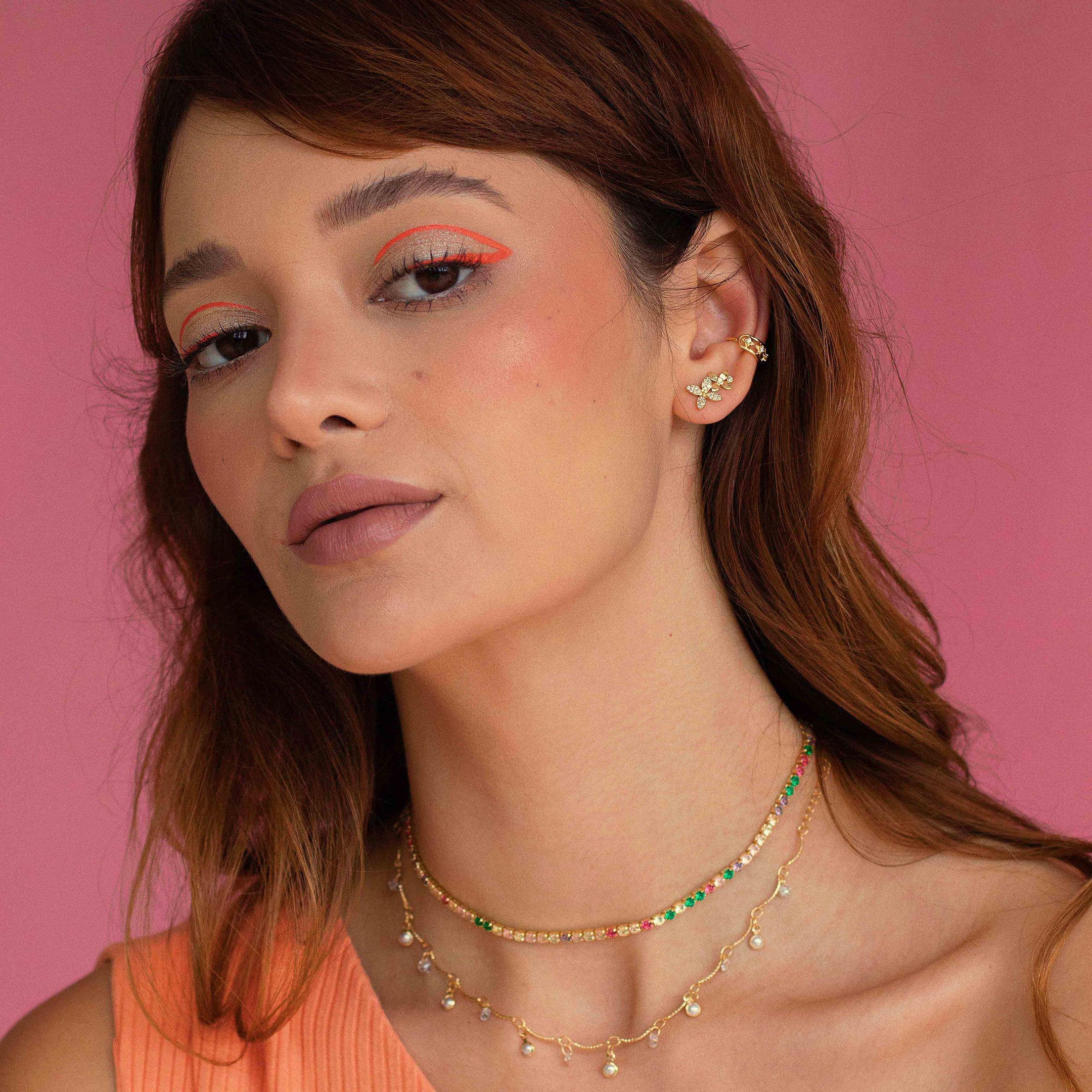 PIRCING FLORES COM ZIRCONIA DOURADO FOLHEDO