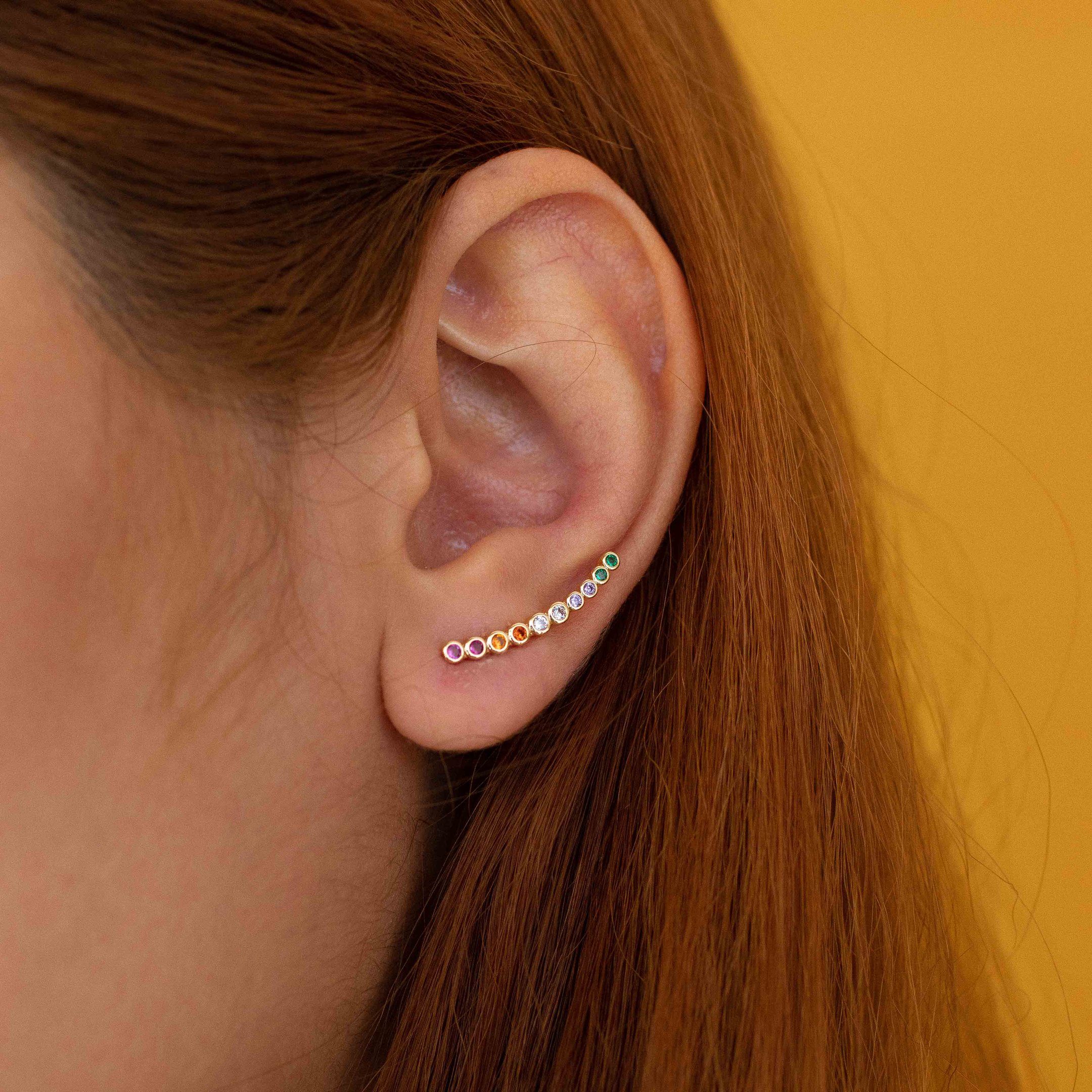 BRINCO EAR CUFF BOLINHA COLORIDAS DOURADO FOLHEADO