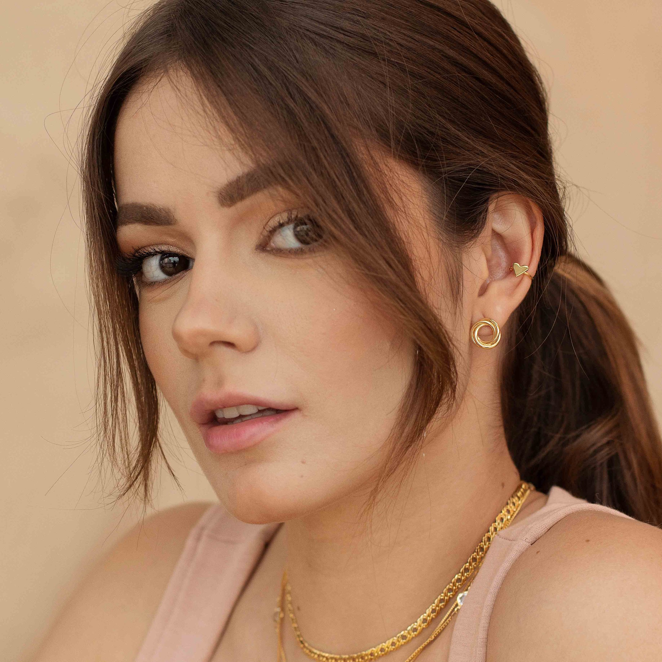 BRINCO NINHO P DOURADO FOLHEADO