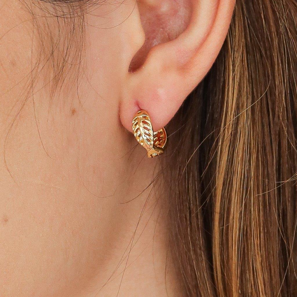 ARGOLA FOLHA DOURADO FOLHEADO