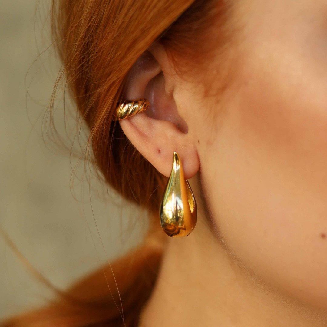 ARGOLA ESTILO GOTA GRANDE DOURADO FOLHEADO