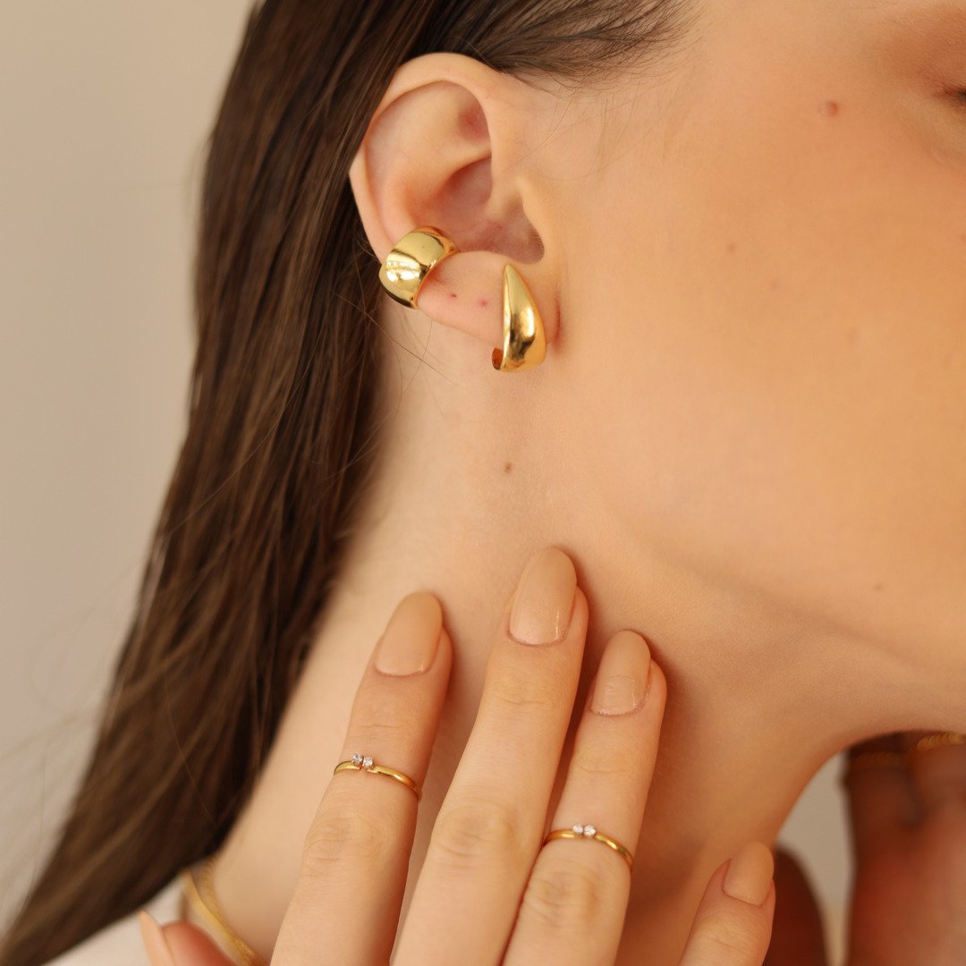 PIERCING LISO GROSSO BANHADO A OURO 18K