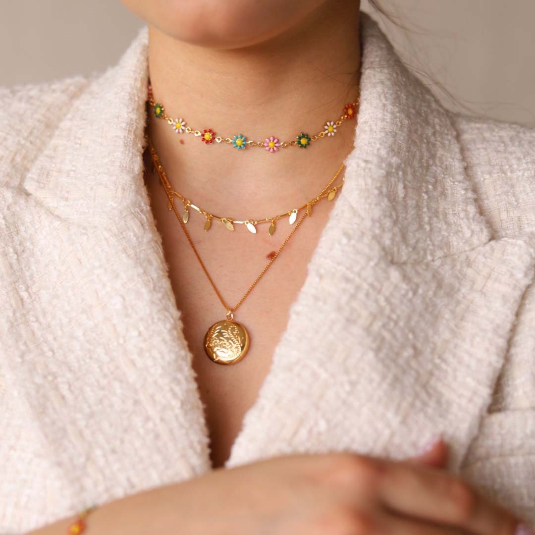 CHOKER FLORES RESINA COLORS DOURADO FOLHEADO