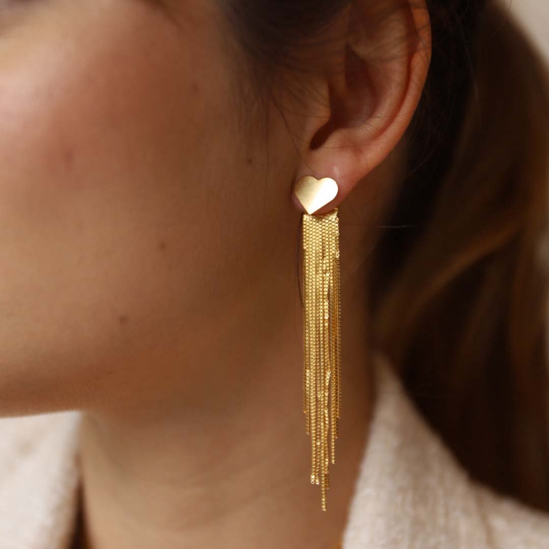 EAR JACKET FRANJA V CORAÇÃO LISO DOURADO FOLHEADO