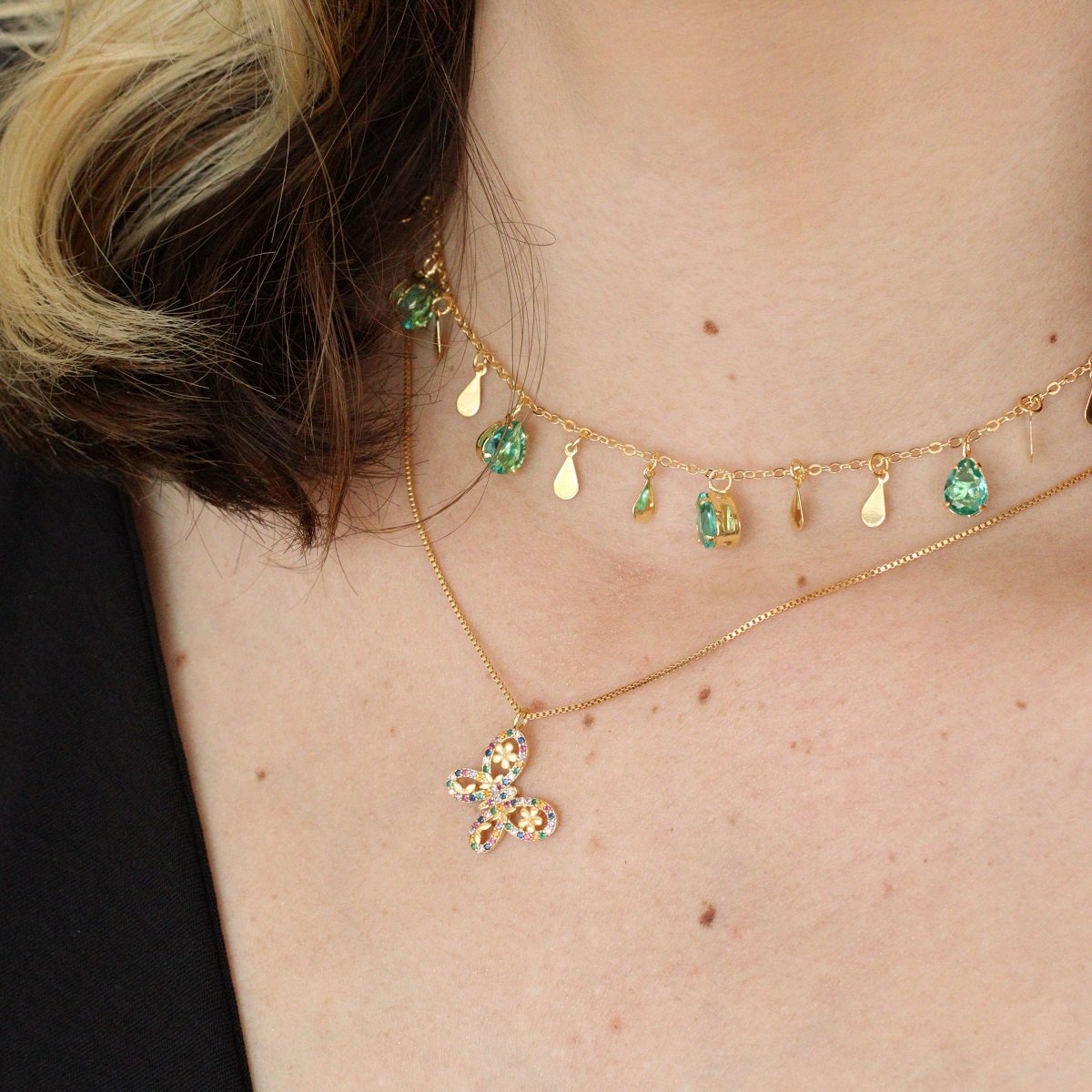CHOKER GOTAS VERDES E LISAS DOURADO FOLHEADO