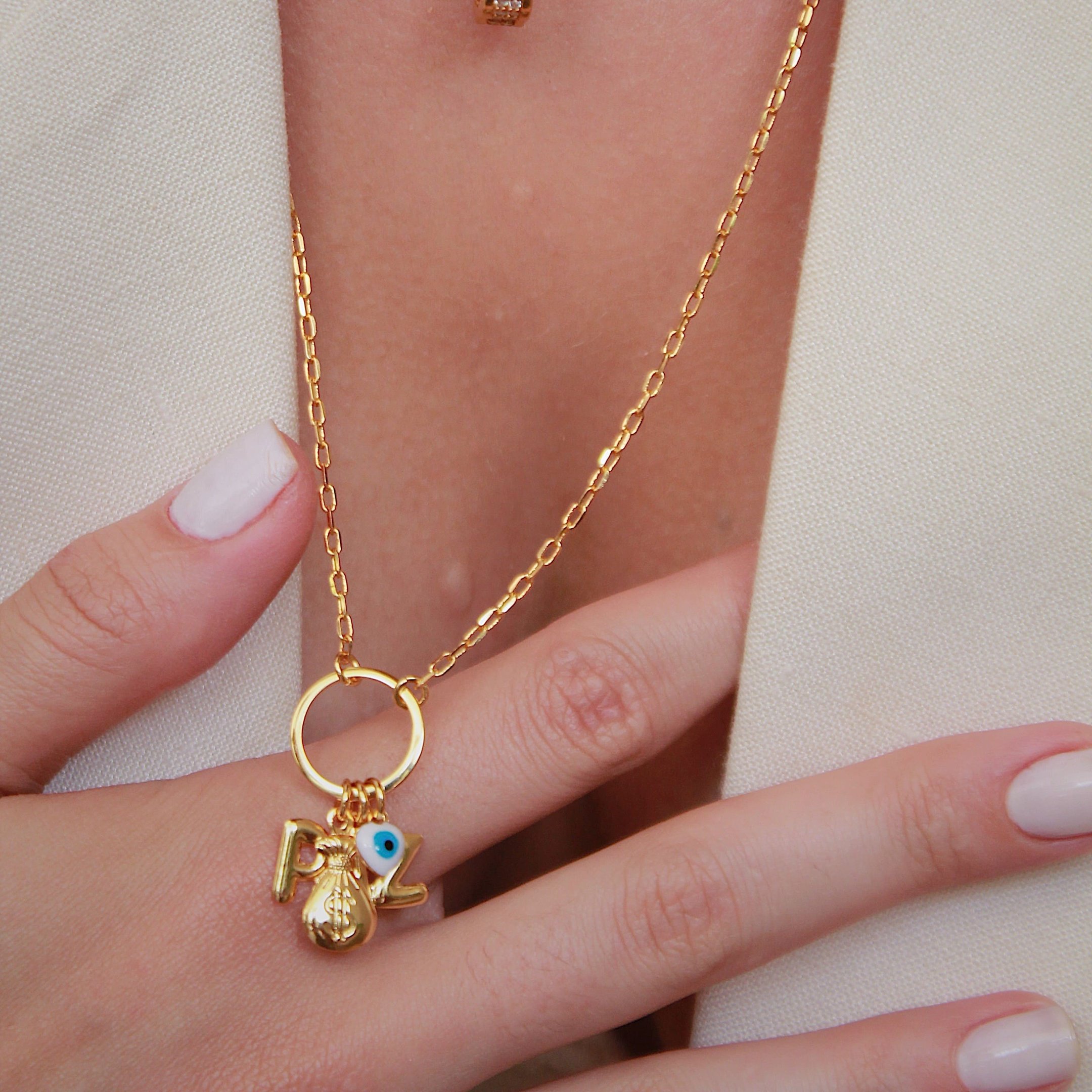 COLAR LONGO PATUA SORTE DOURADO FOLHEADO