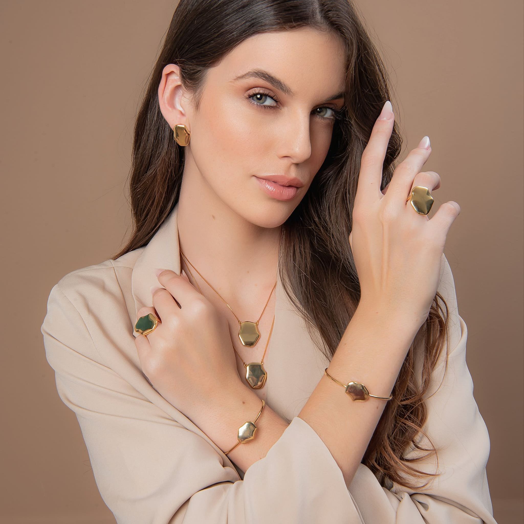 ANEL ORGANIC BANHADO A OURO 18K