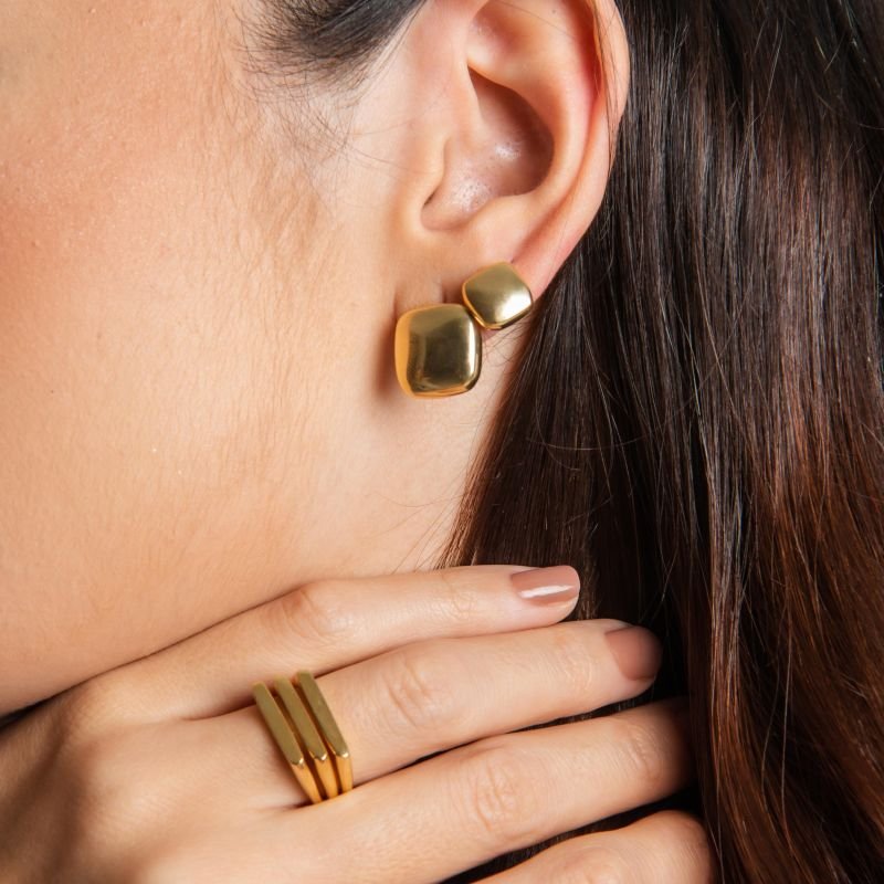 ANEL LISO BANHADO A OURO 18K