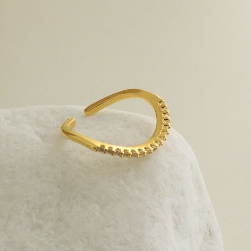 ANEL NUDA 1,5MM ZIRCONIA AJUSTAVEL BANHADO A OURO 18K