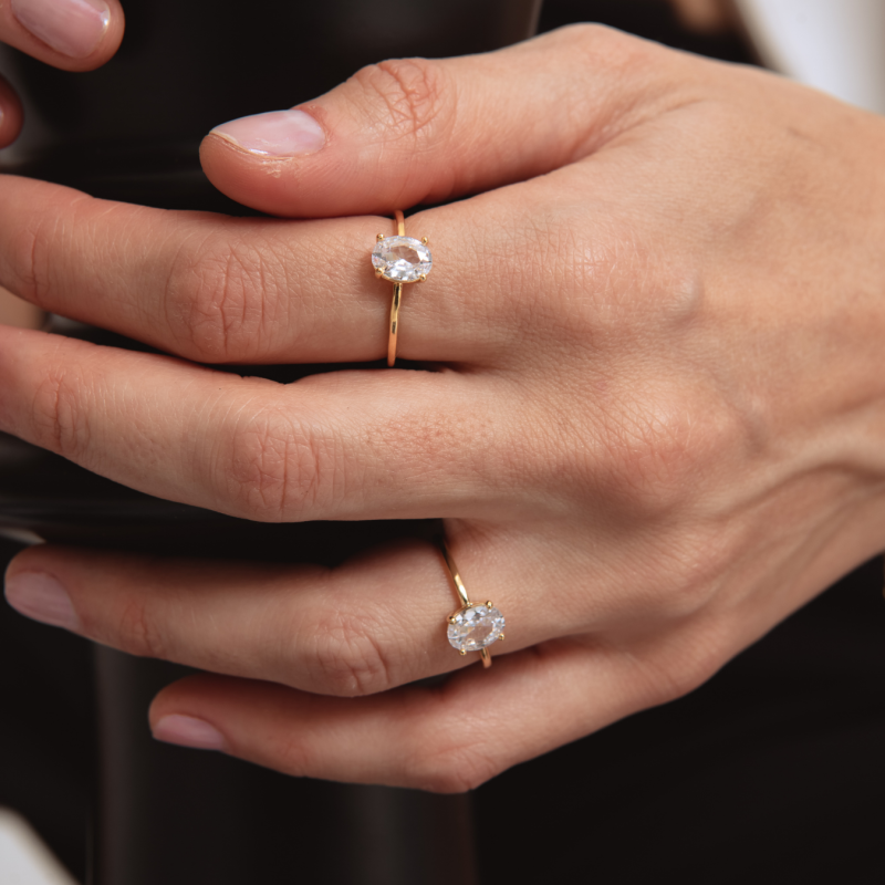 ANEL SOLITÁRIO ZIRCÔNIA AJUSTÁVEL BANHADO A OURO 18K