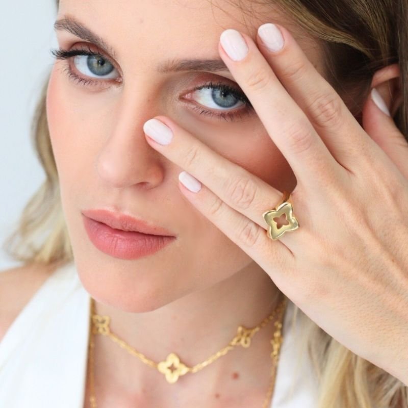 ANEL TREVO ÁUREA BANHADO A OURO A 18K