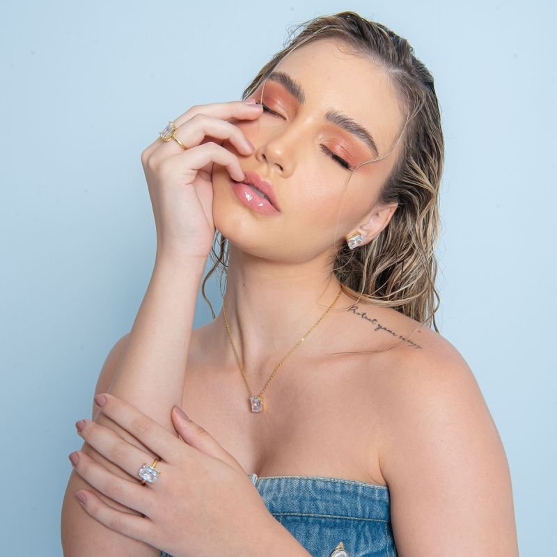 ANEL ZIRCÔNIA PRIME BAGUETE 10X14 DOURADO FOLHEADO