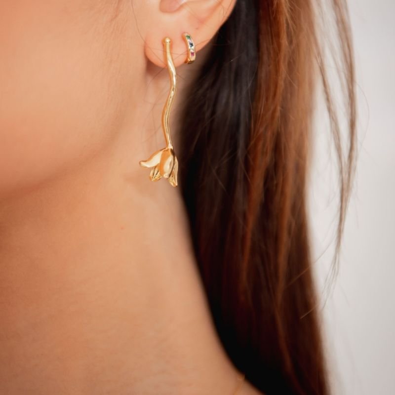 ARGOLA ARCO-ÍRIS ZIRCÔNIA BANHADO A OURO 18K