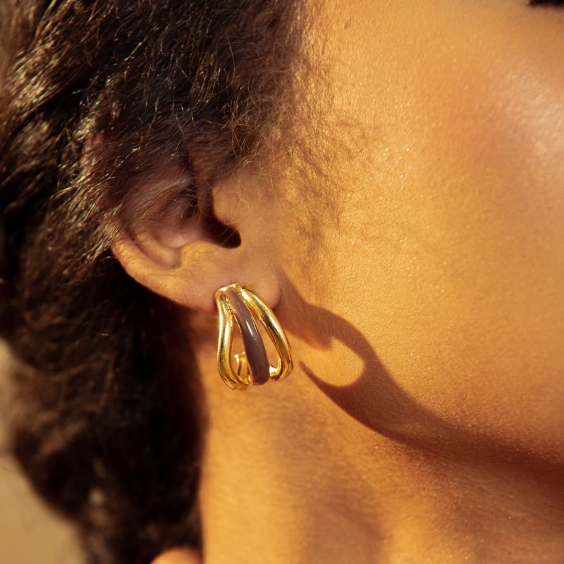 ARGOLA BEIRA-MAR MARRON BANHADO A OURO 18K