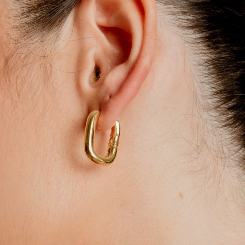 ARGOLA EMMA DOURADO FOLHEADO