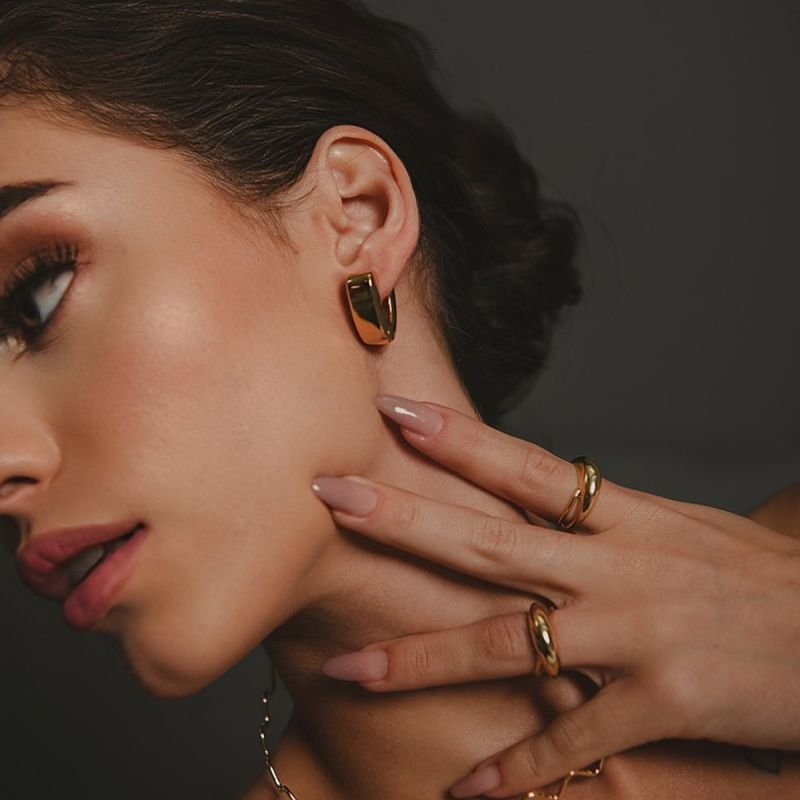 ARGOLA LOV BORDA RETA DOURADO FOLHEADO