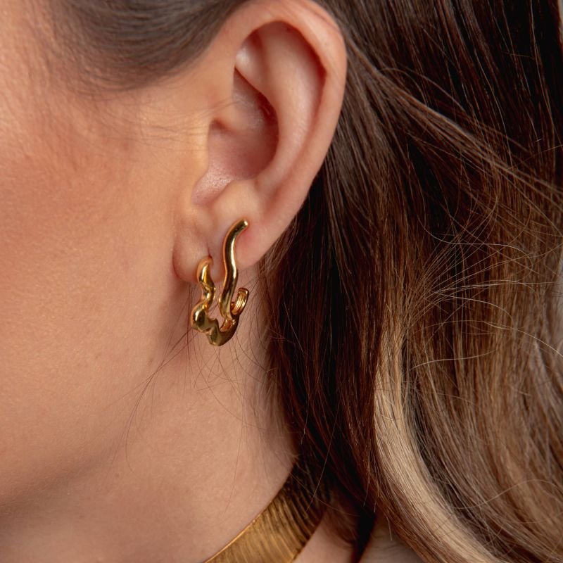 ARGOLA ORGANICA BANHADO A OURO 18K