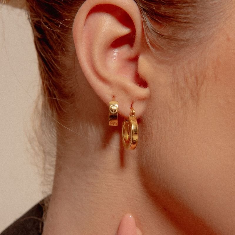 ARGOLA REDONDA CARTI FECHO ITALIANO DOURADO FOLHEADO