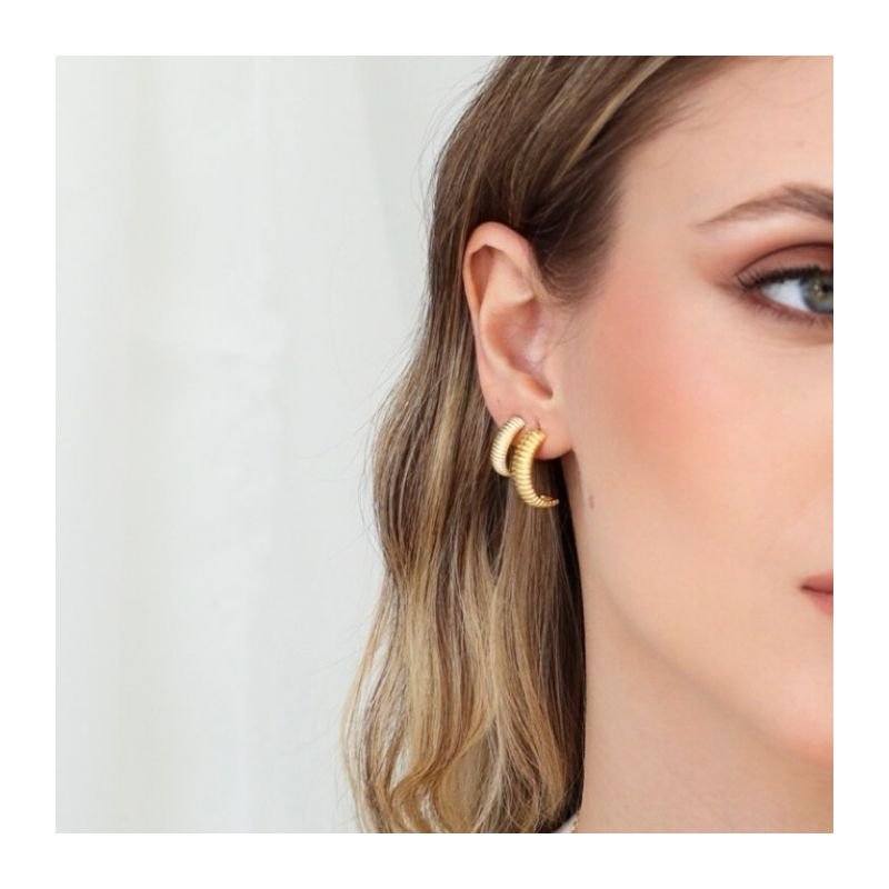 ARGOLA SELENE P BANHADO A OURO 18K