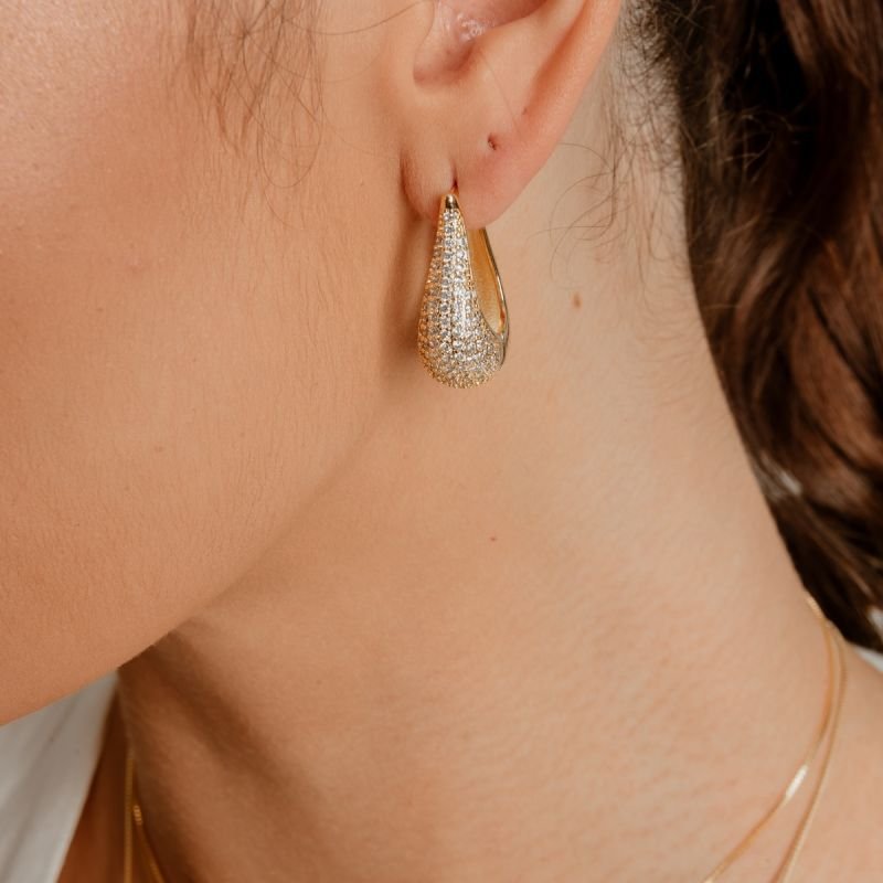 ARGOLA SIDES G CRAVEJADA DE ZIRCÔNIA DOURADO FOLHEADO