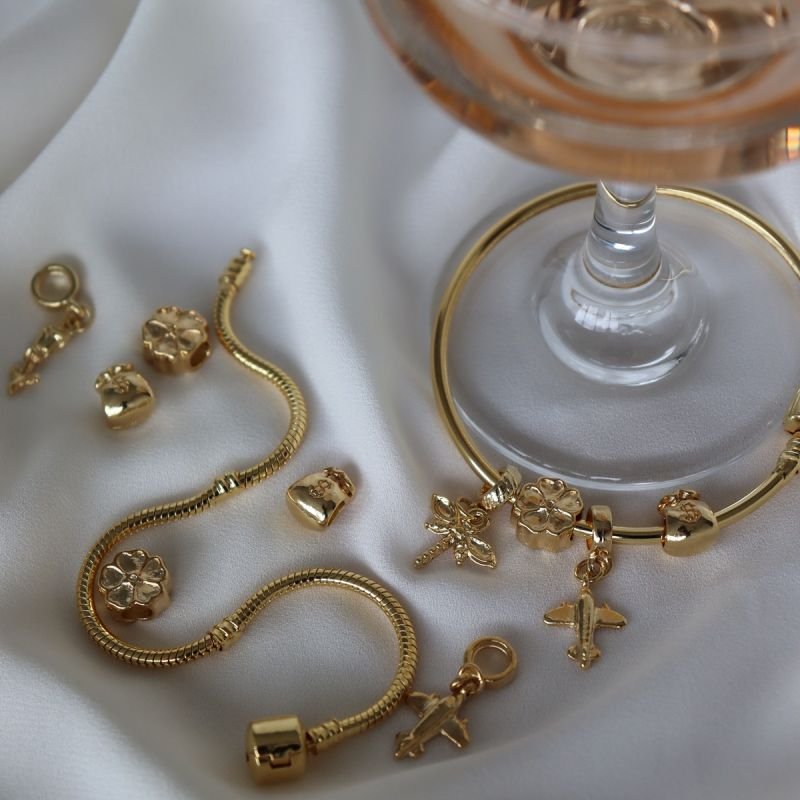 BERLOQUES DOURADOS FOLHEADO