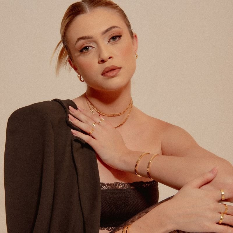 BRACELETE CARTI LUX BANHADO A OURO 18K