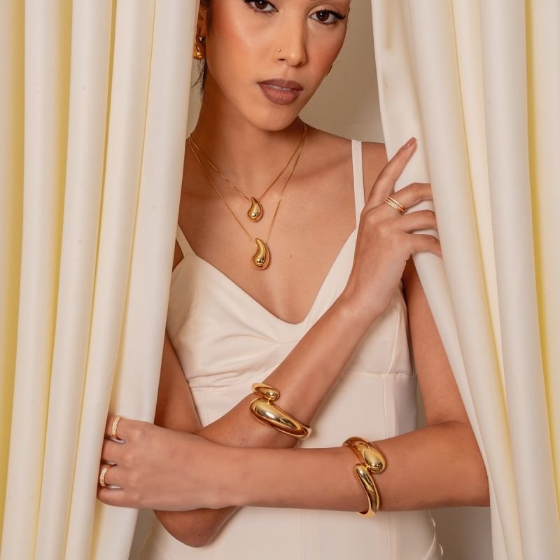 BRACELETE ENCONTRO DE GOTAS MAX DOURADO FOLHEADO