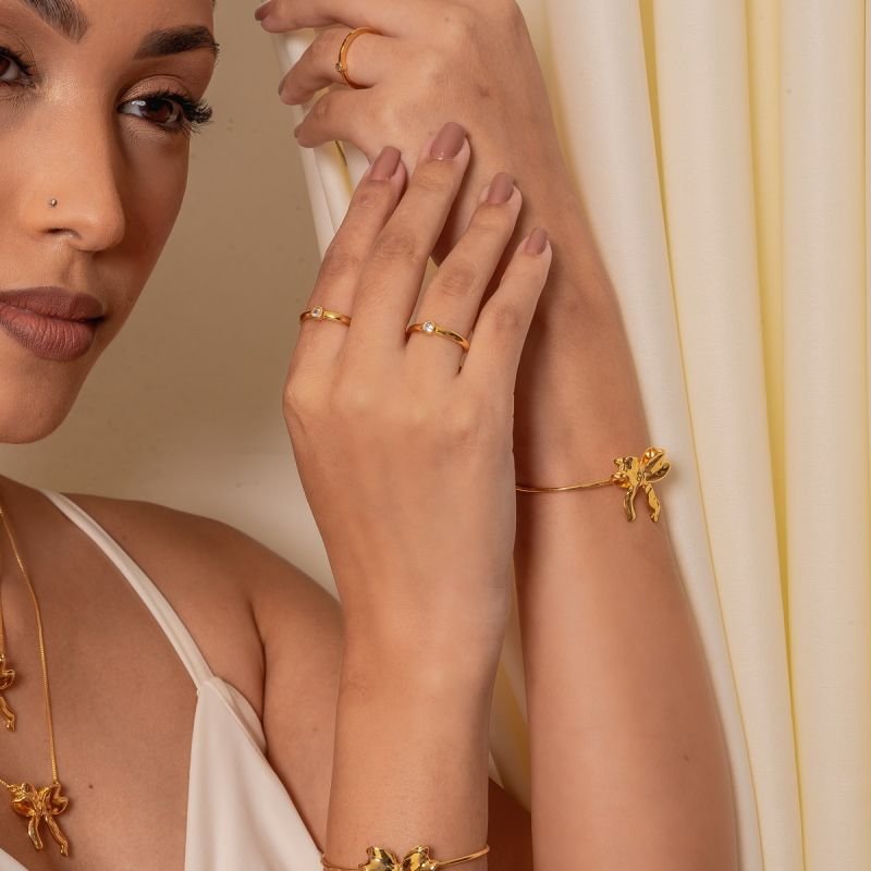 BRACELETE LAÇO FITA BANHADO A OURO 18K