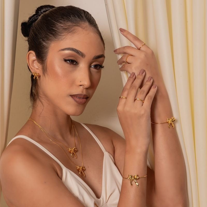 BRACELETE LAÇO FITA BANHADO A OURO 18K