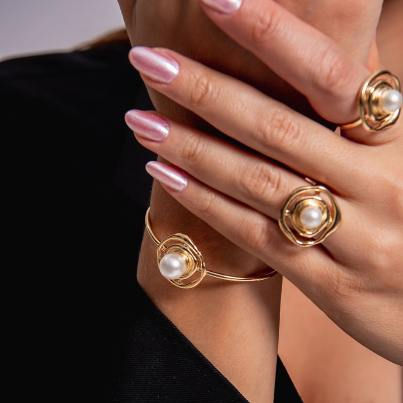 BRACELETE ORGANIC PÉROLA DOURADO FOLHEADO