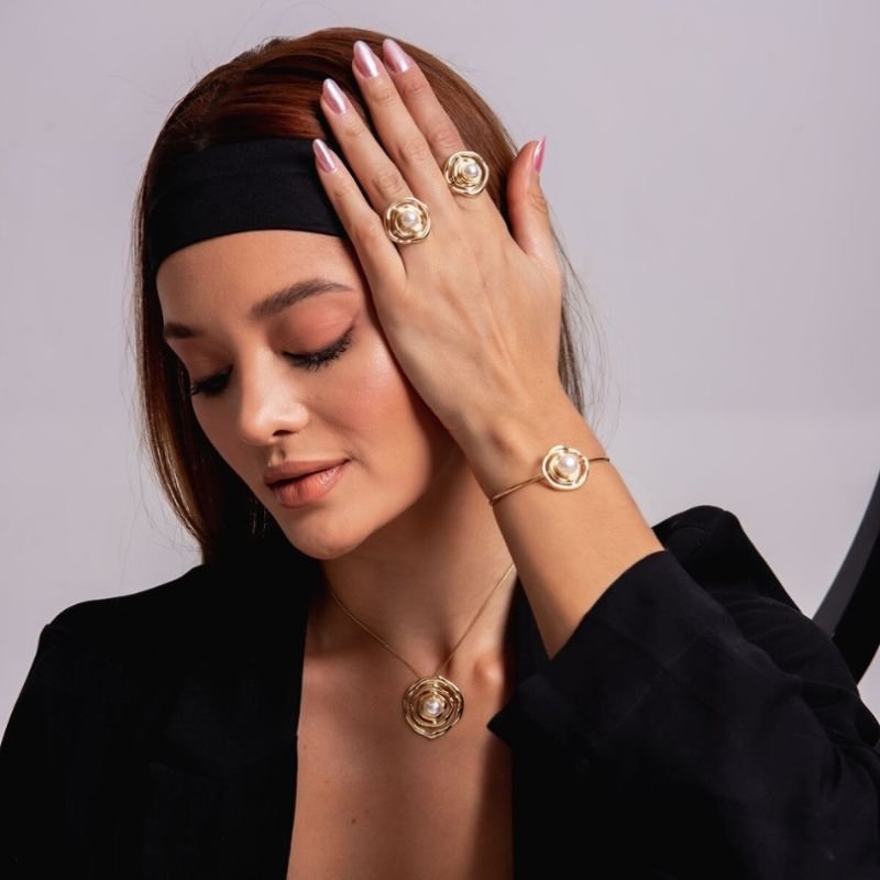 BRACELETE ORGANIC PÉROLA DOURADO FOLHEADO