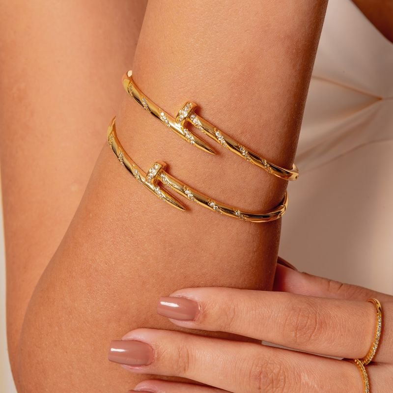 BRACELETE PREGO LUX ZIRCÔNIA DOURADO FOLHEADO