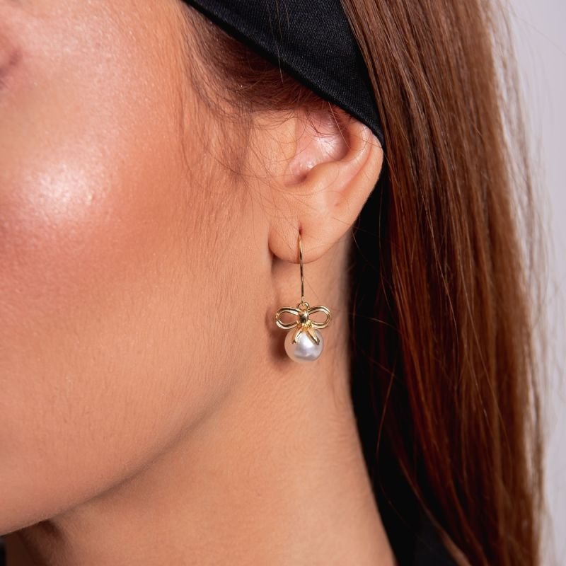 BRINCO ANDY PÉROLA BANHADO A OURO 18K