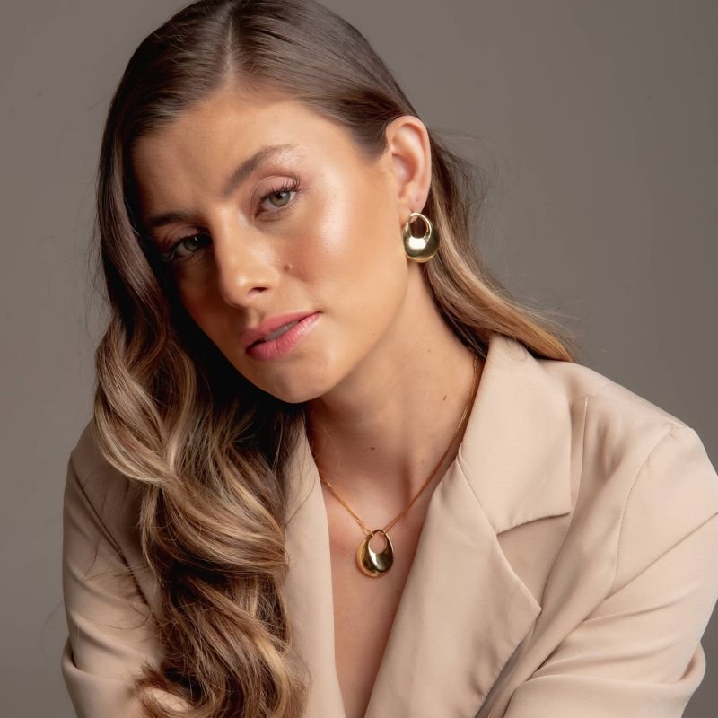 BRINCO CHARME EM GOTAS BANHADO A OURO 18K