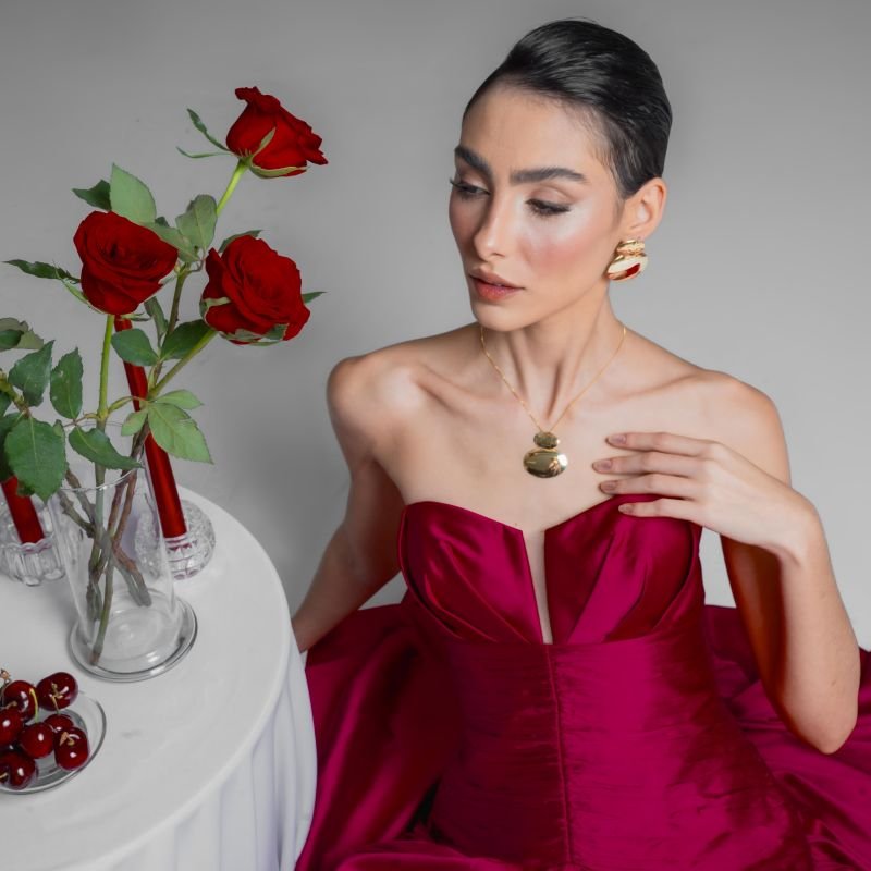 BRINCO DUPLO MARTELADO BANHADO A OURO 18K