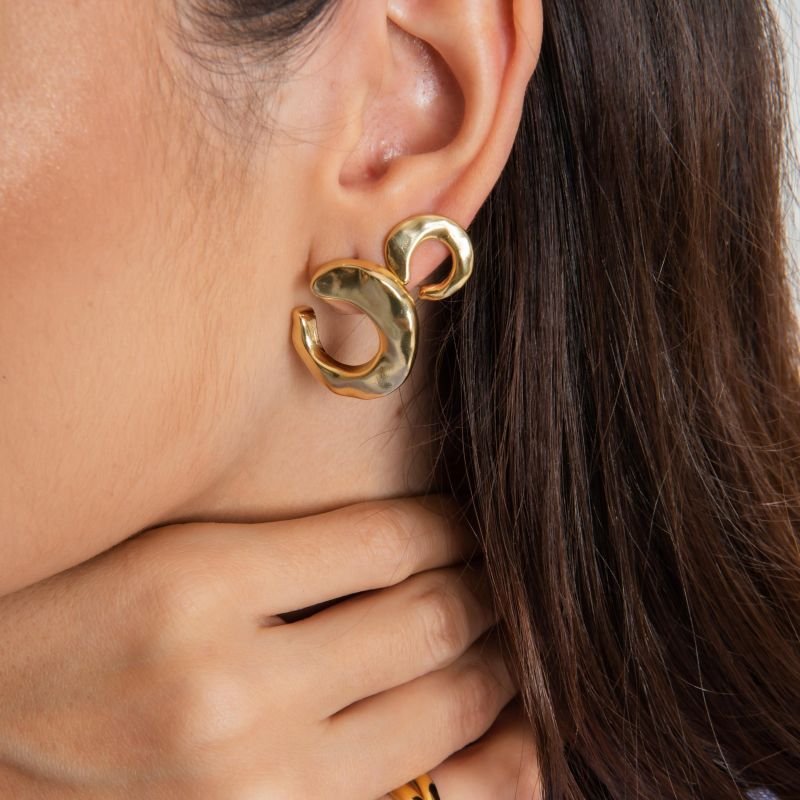 BRINCO ETÉREA ORGANIC M BANHADO A OURO 18K