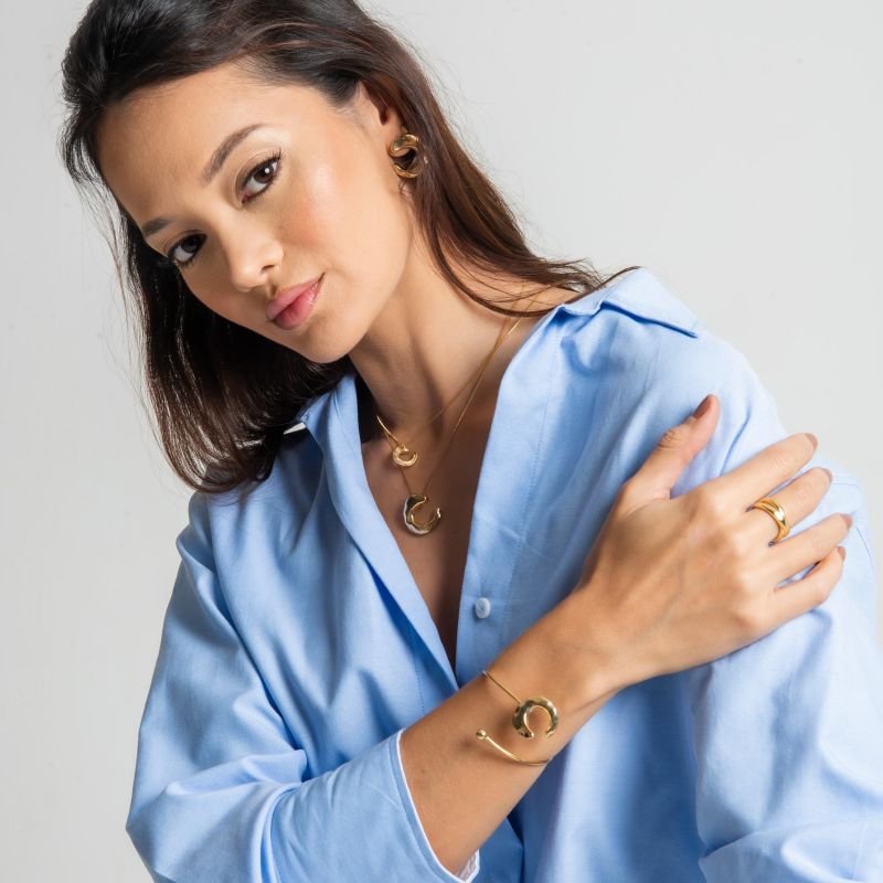 BRINCO ETÉREA ORGANIC M BANHADO A OURO 18K