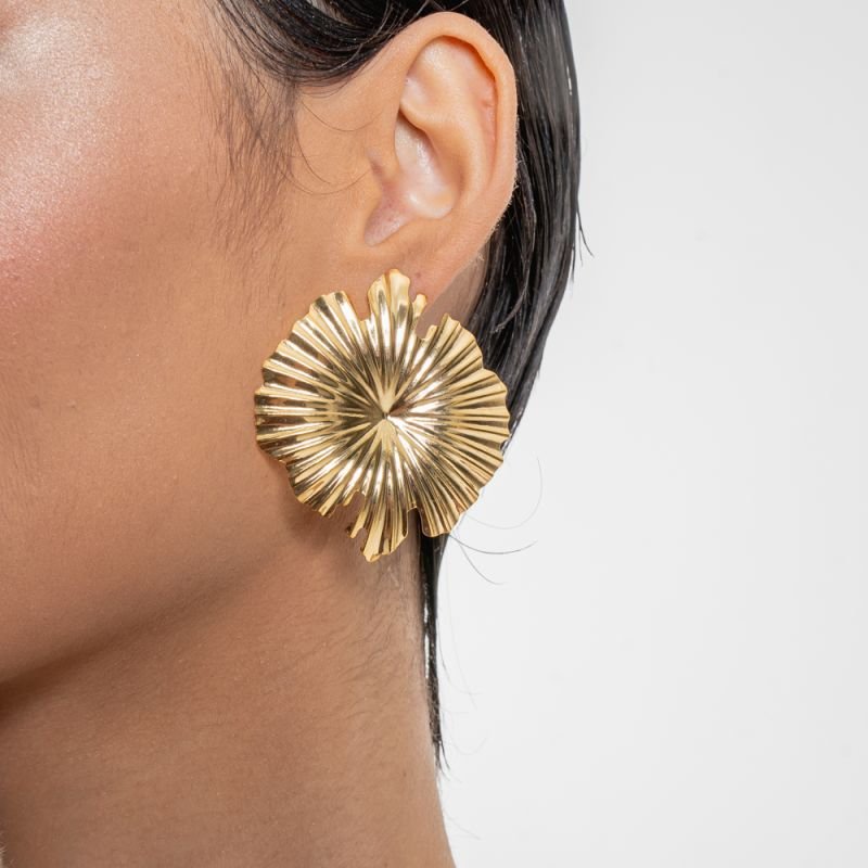 BRINCO FLUIR BANHADO A OURO 18K