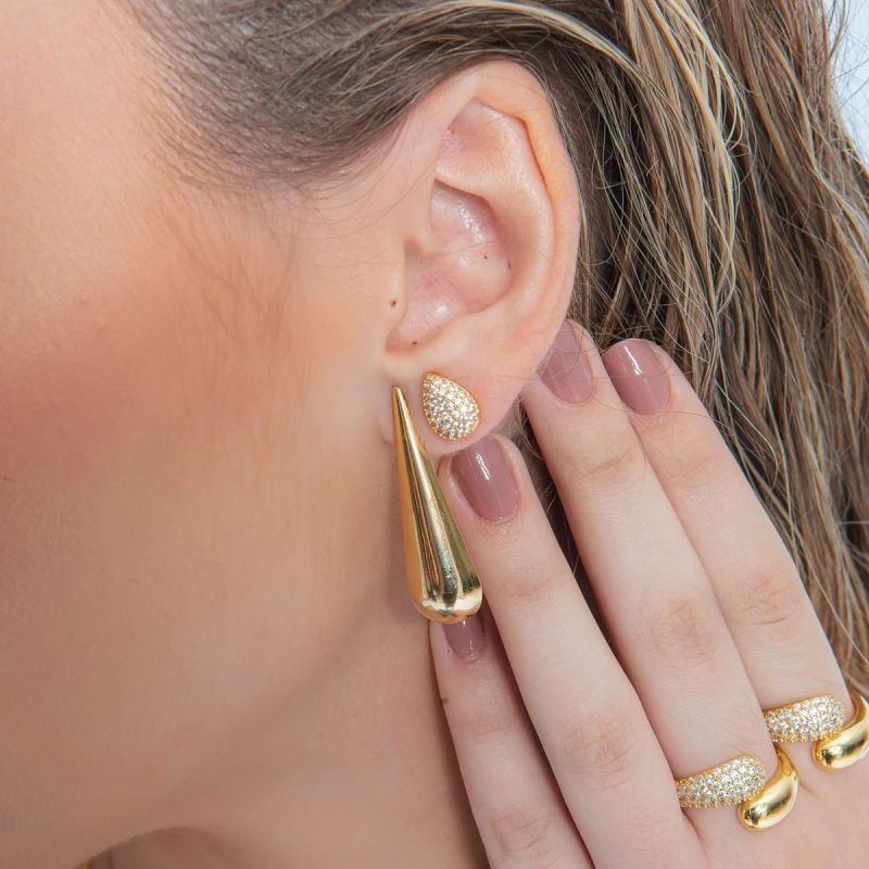 BRINCO GOTA CRAVEJADO EM ZIRCÔNIA 12MM BANHADO A OURO 18K