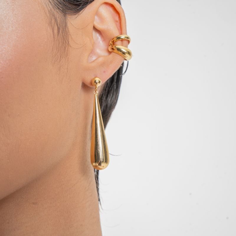 BRINCO GOTA LISA E ESFERA BANHADO A OURO 18K