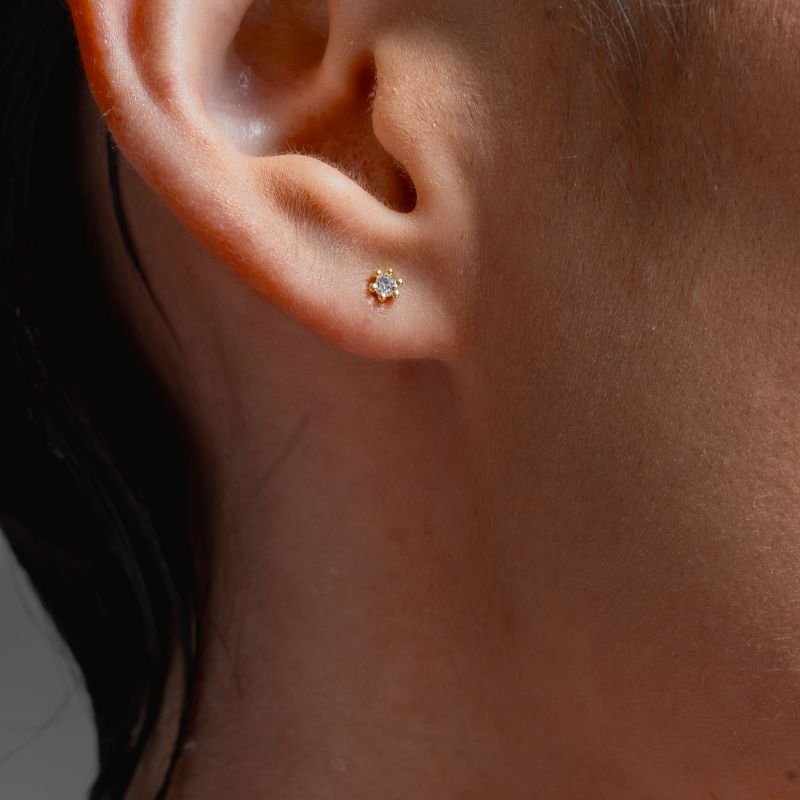 BRINCO LOVE E PONTO DE LUZ BANHADO A OURO 18K