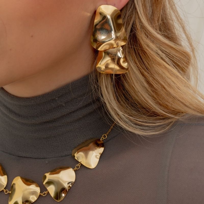 BRINCO MAGNA ORGANICO BANHADO A OURO 18K