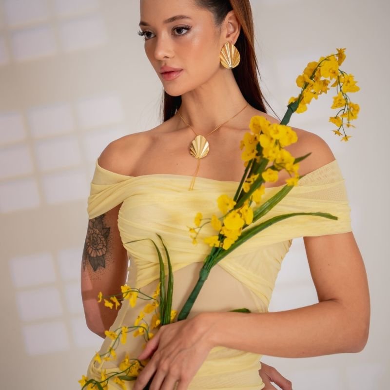 BRINCO PRIMAVERA BANHADO A OURO 18K