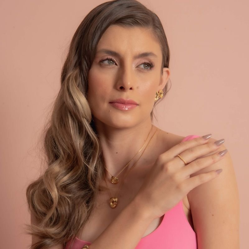 BRINCO REDONDO TRANÇADO P BANHADO A OURO 18K