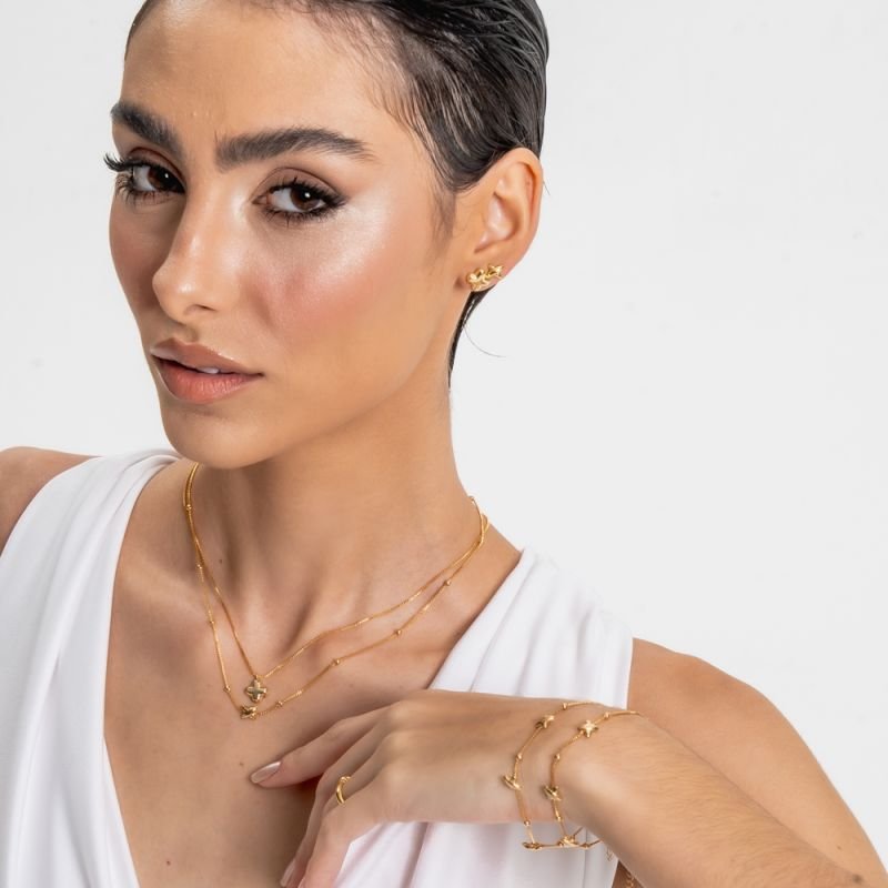 BRINCO TREVO LISO BANHADO A OURO 18K