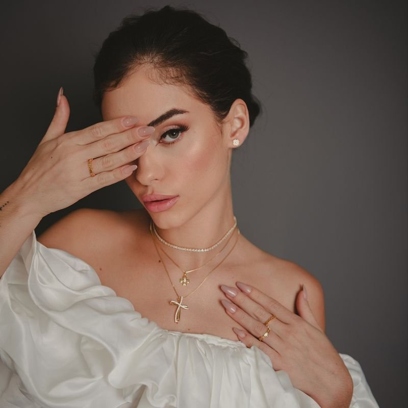 BRINCO TREVO ZIRCÔNIA P DOURADO FOLHEADO