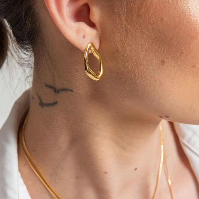 BRINCO VIENA ORGANIC BANHADO A OURO 18K